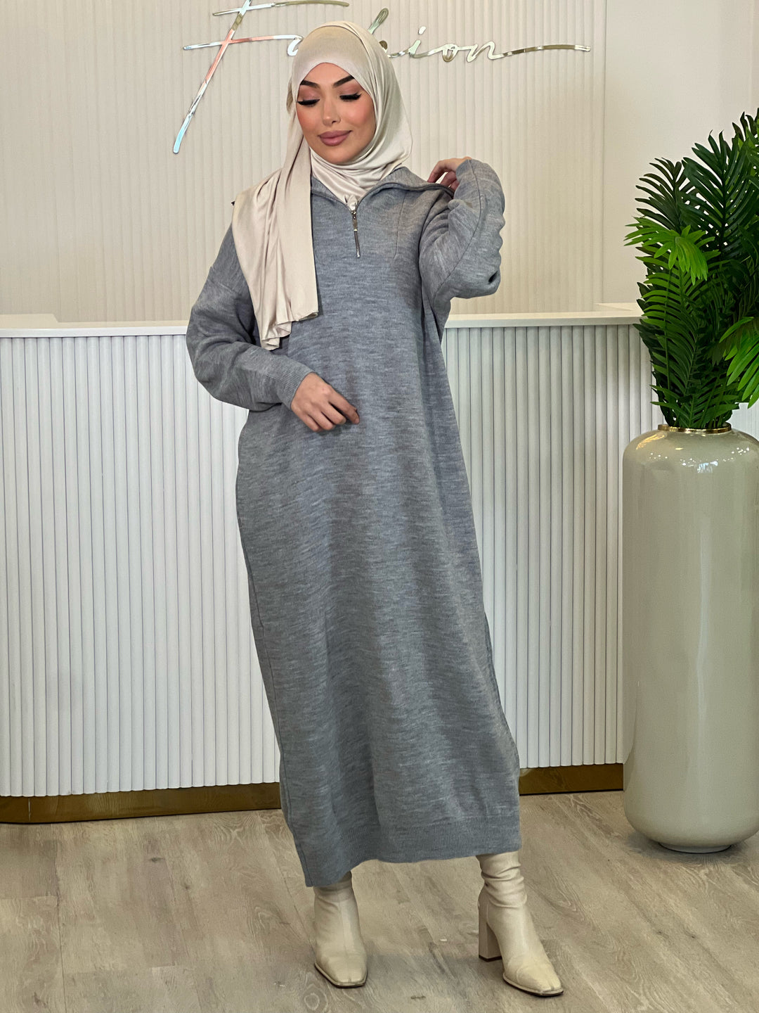 Livia Zipper Pulloverkleid in Grau