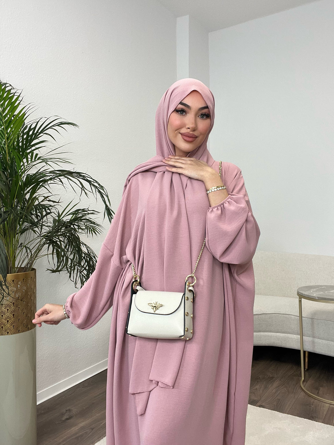 Coco Abaya mit integriertem Hijab in Altrosa