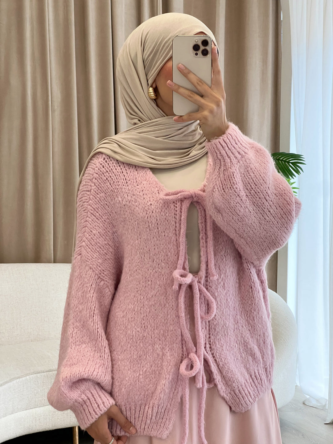 Almila Cardigan mit Schleifen in Barbie