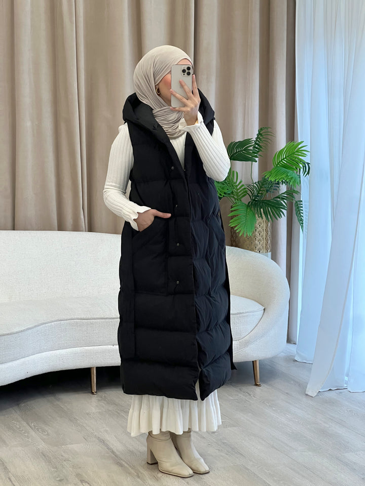 Amani Puffer Weste in Schwarz