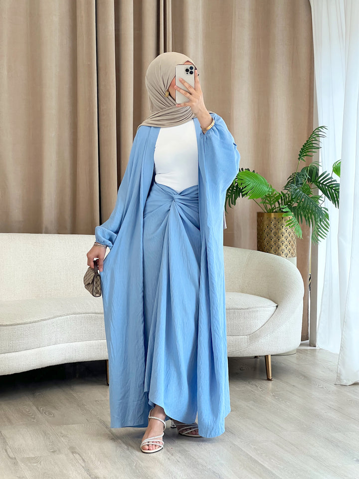 Noura Set in Babyblau
