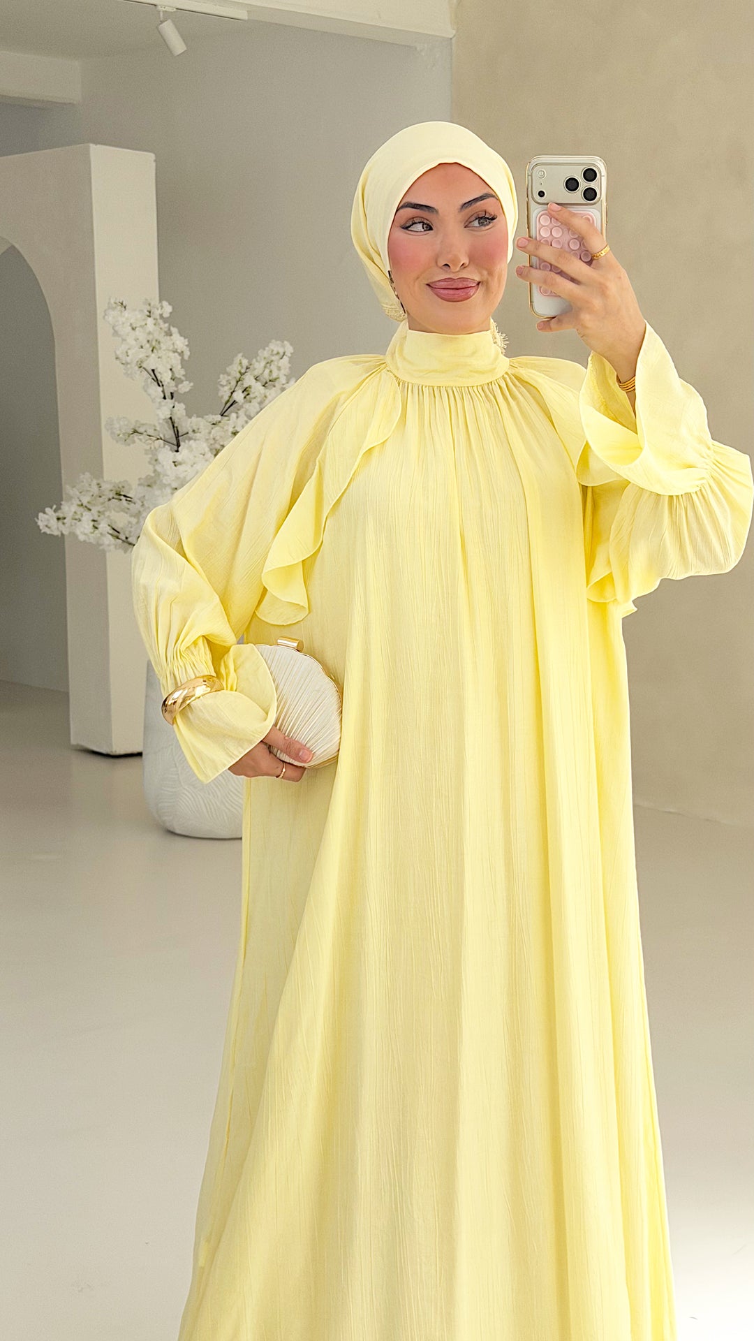 Volant Kleid