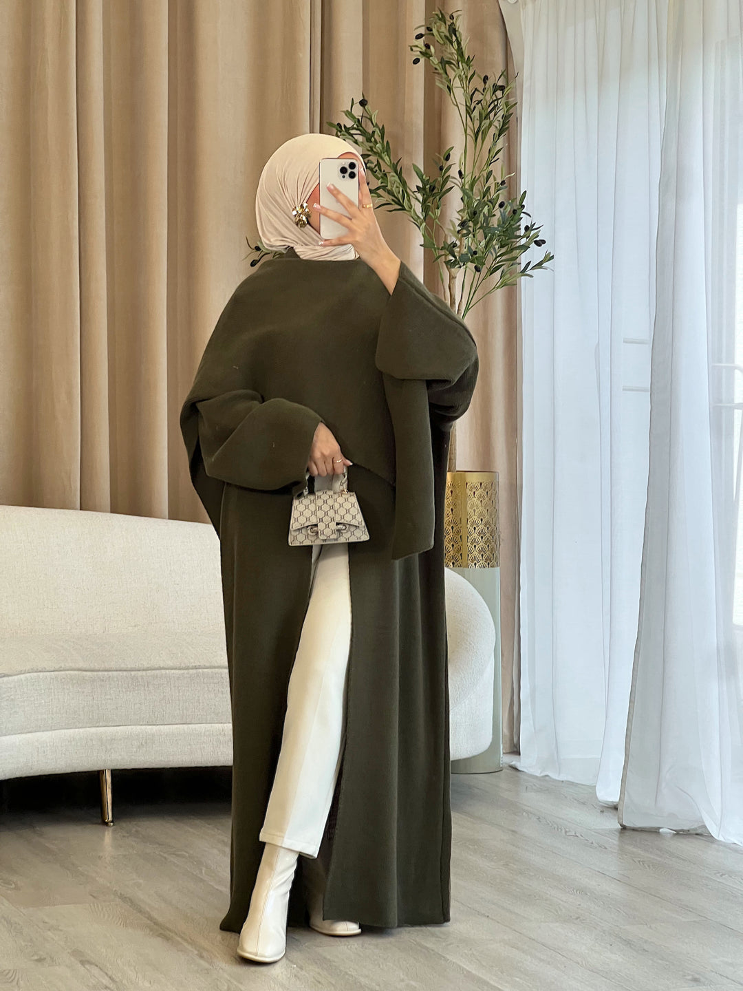 Mira Long Strick-Cape