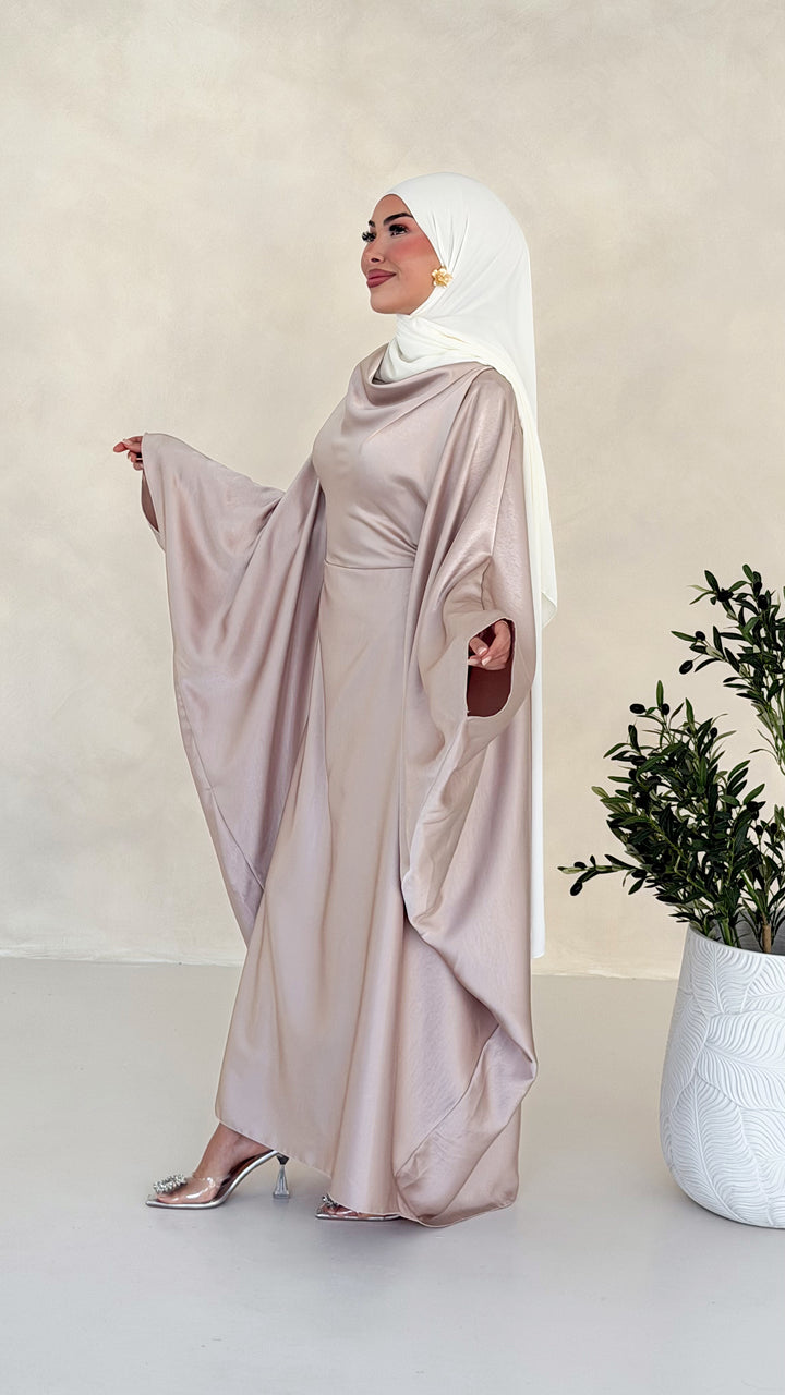 Lyra Abaya