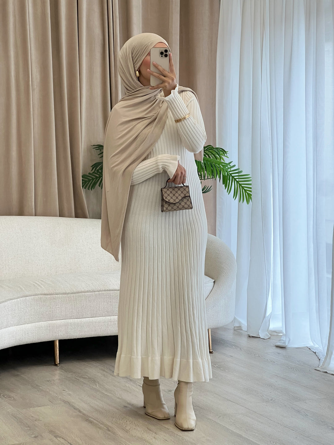 Jolie Kleid in Creme