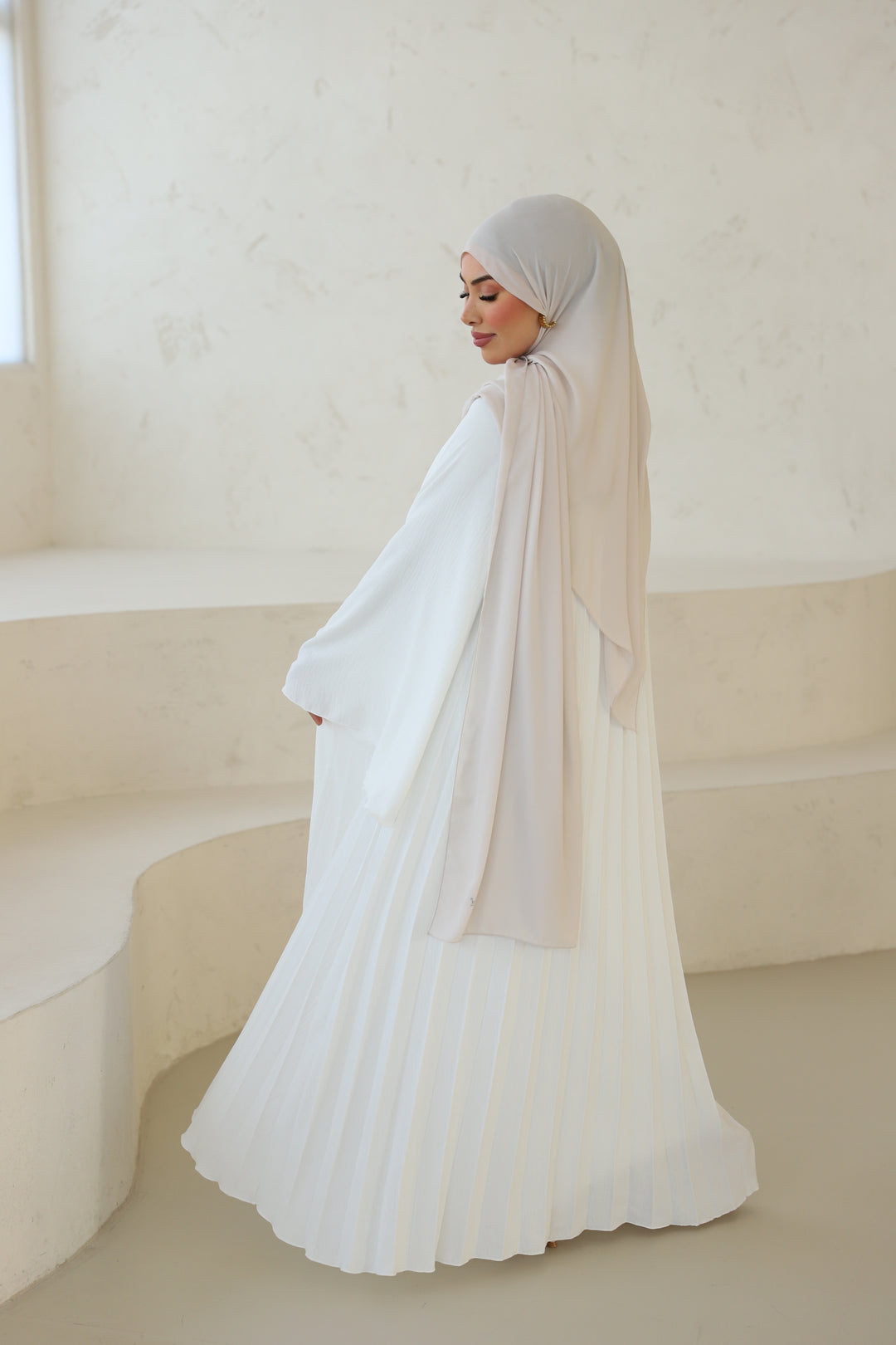 Blossom Abaya Set in Weiß