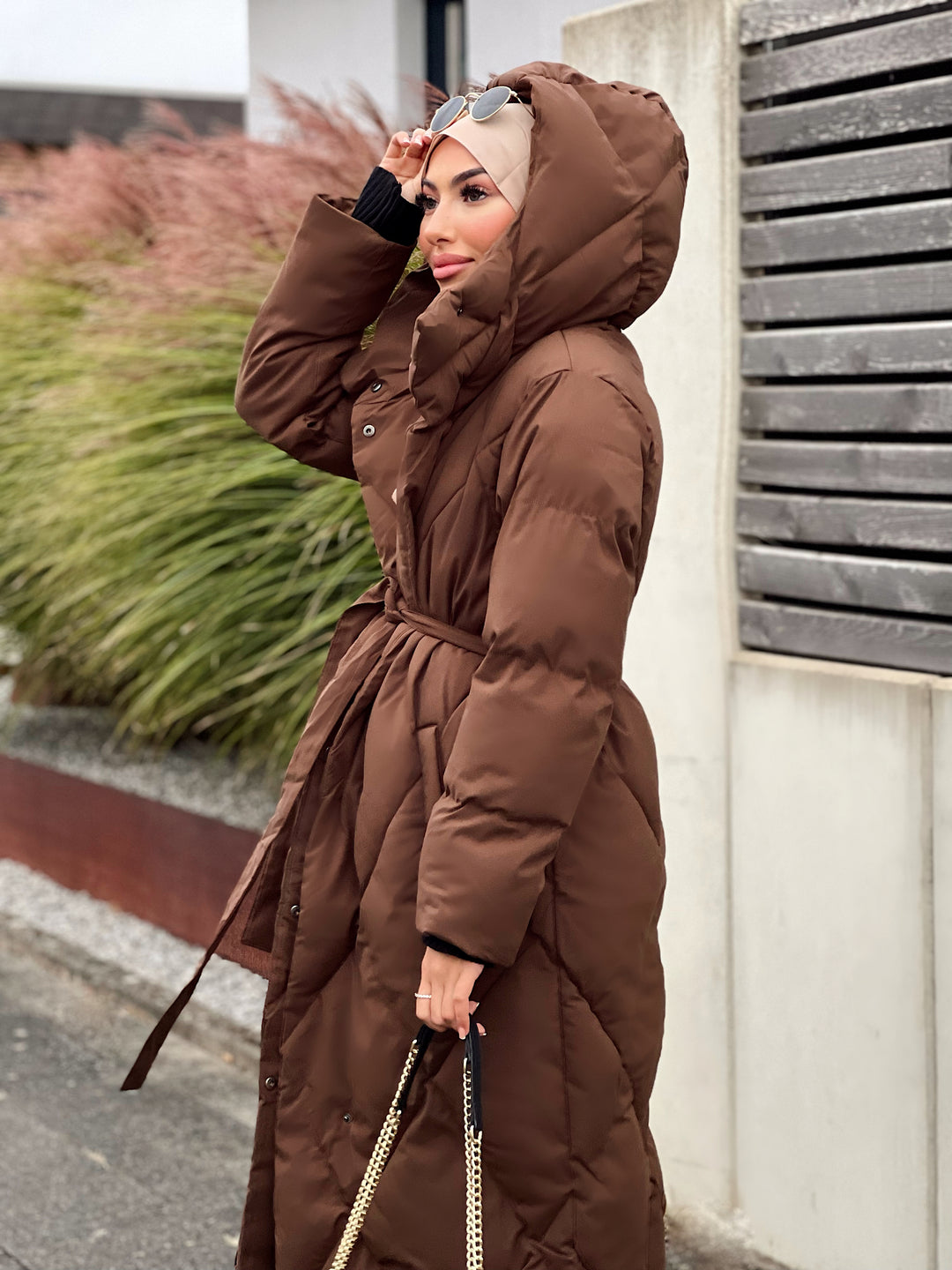 Stormi Parka mit Gürtel in Braun