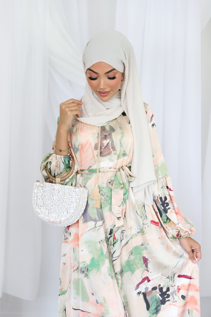 Lola Satin Kleid mit Ballonärmeln in Apricot