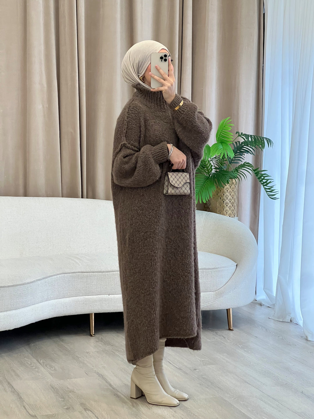 Tara Woll-Kleid in Mocha