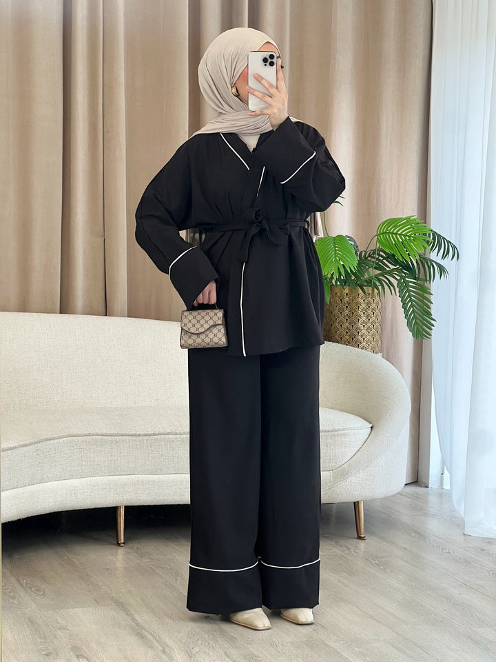 Alya Set in Schwarz