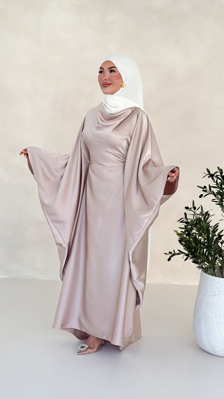 Lyra Abaya