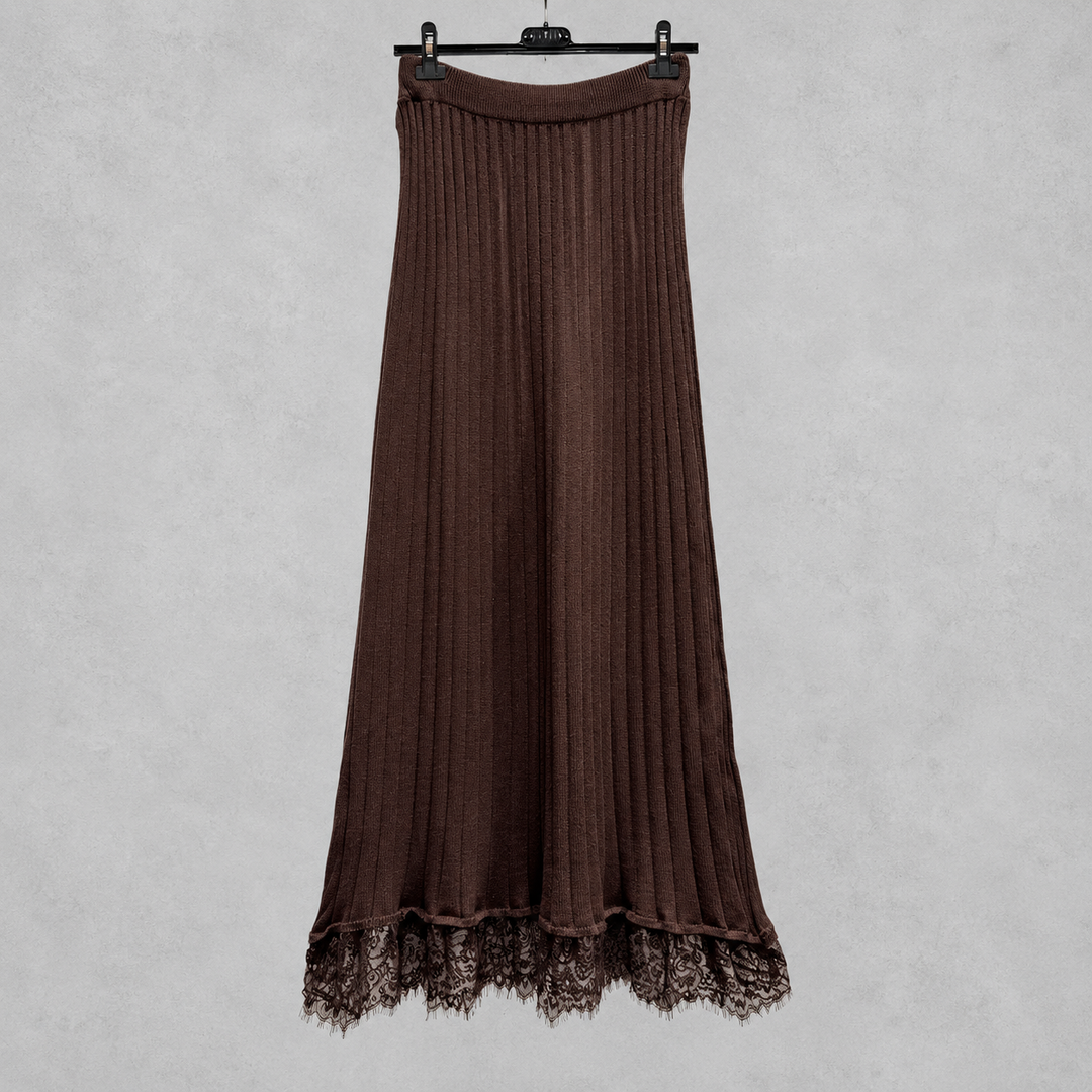 Aveline Lace Rock