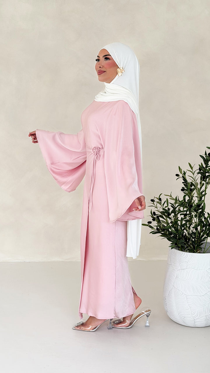 Nuré Satin Kleid in Wickeloptik