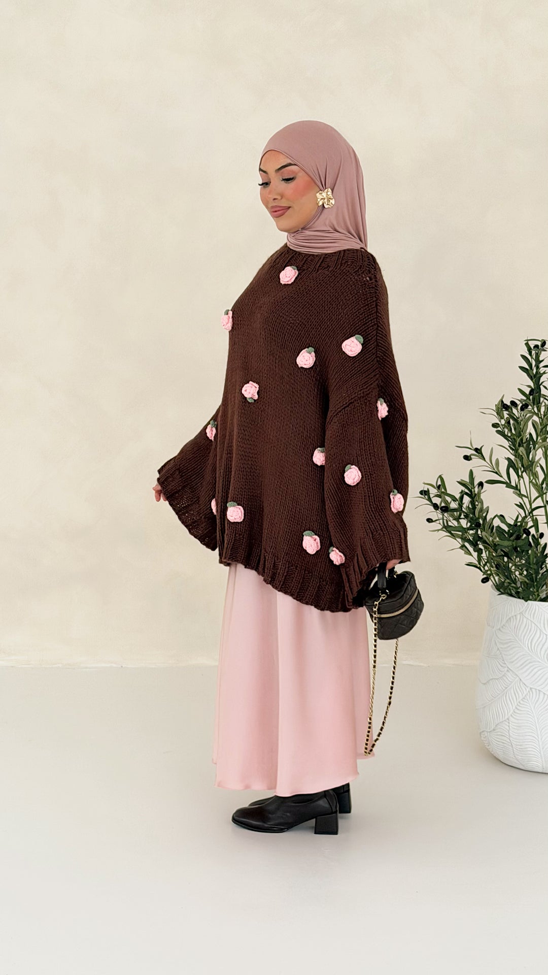 Rosy Pullover Handmade