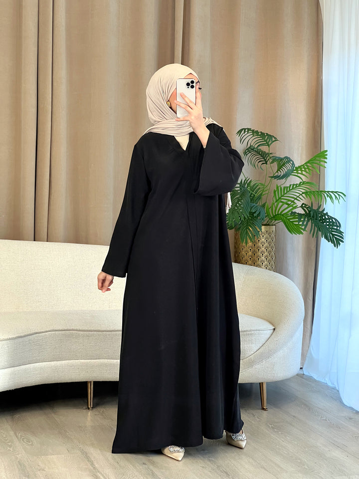 Jasmin Abaya in Schwarz