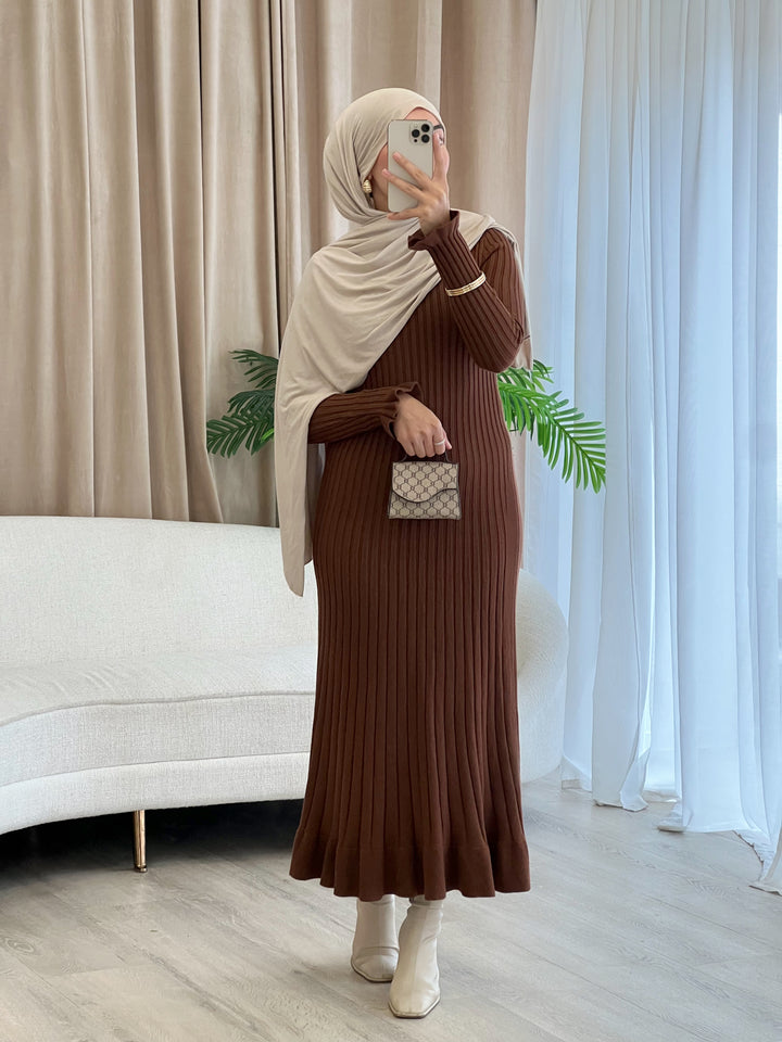Jolie Kleid in Brown