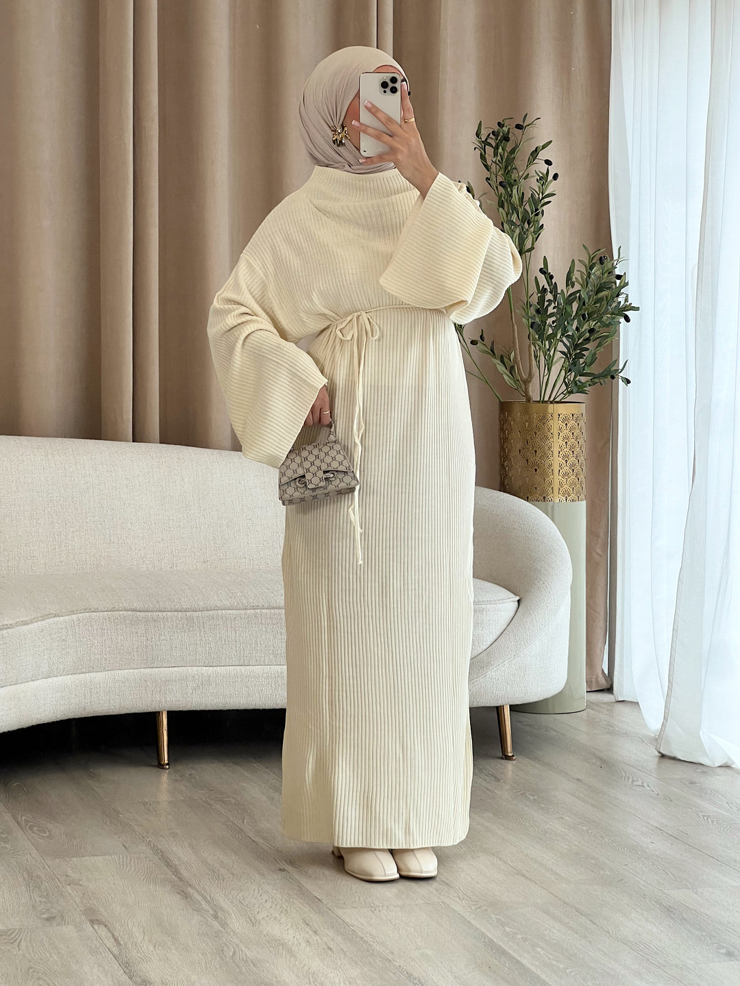 Hazal Strick-Kleid
