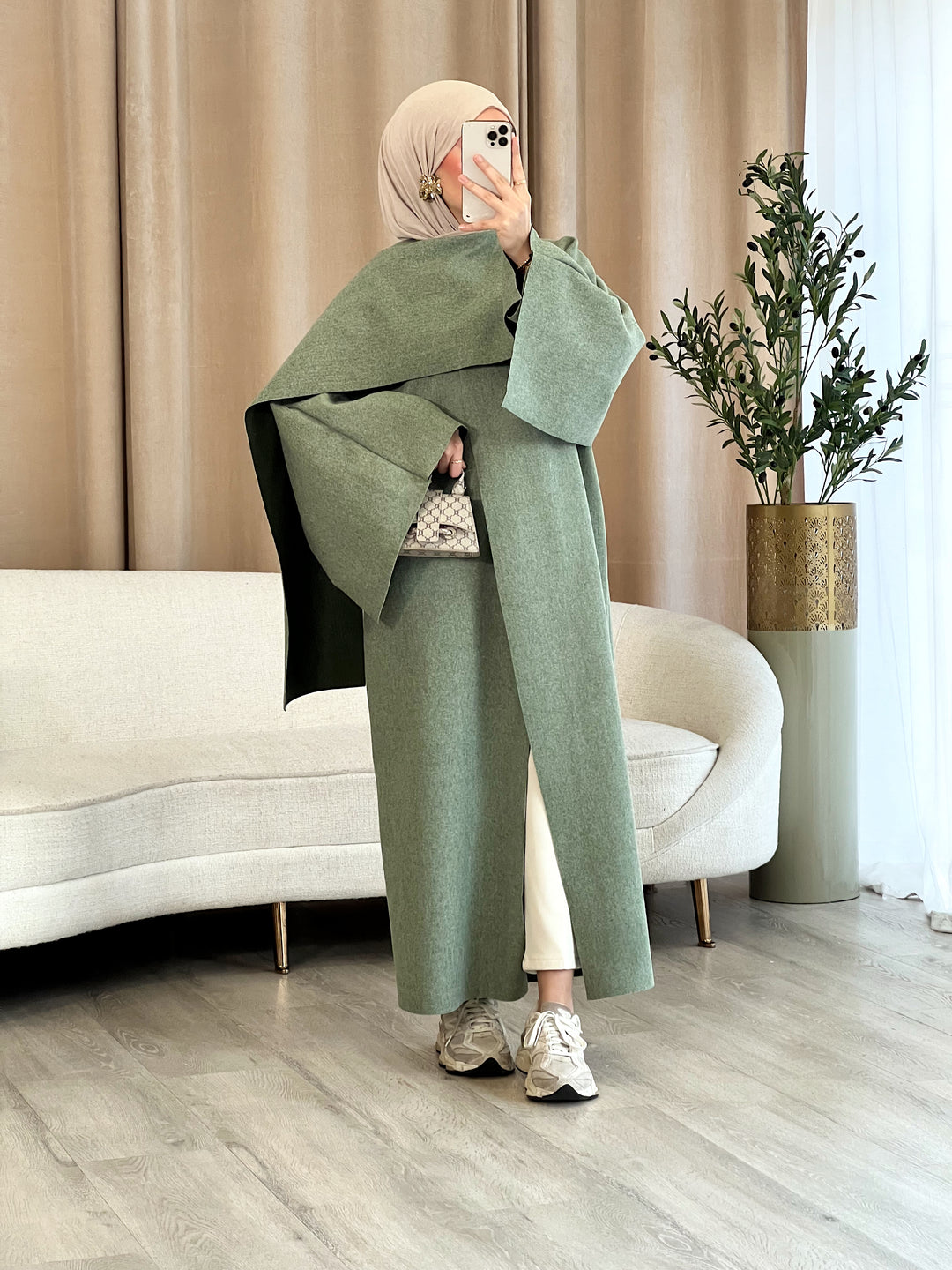 Yaren Mantel mit Cape