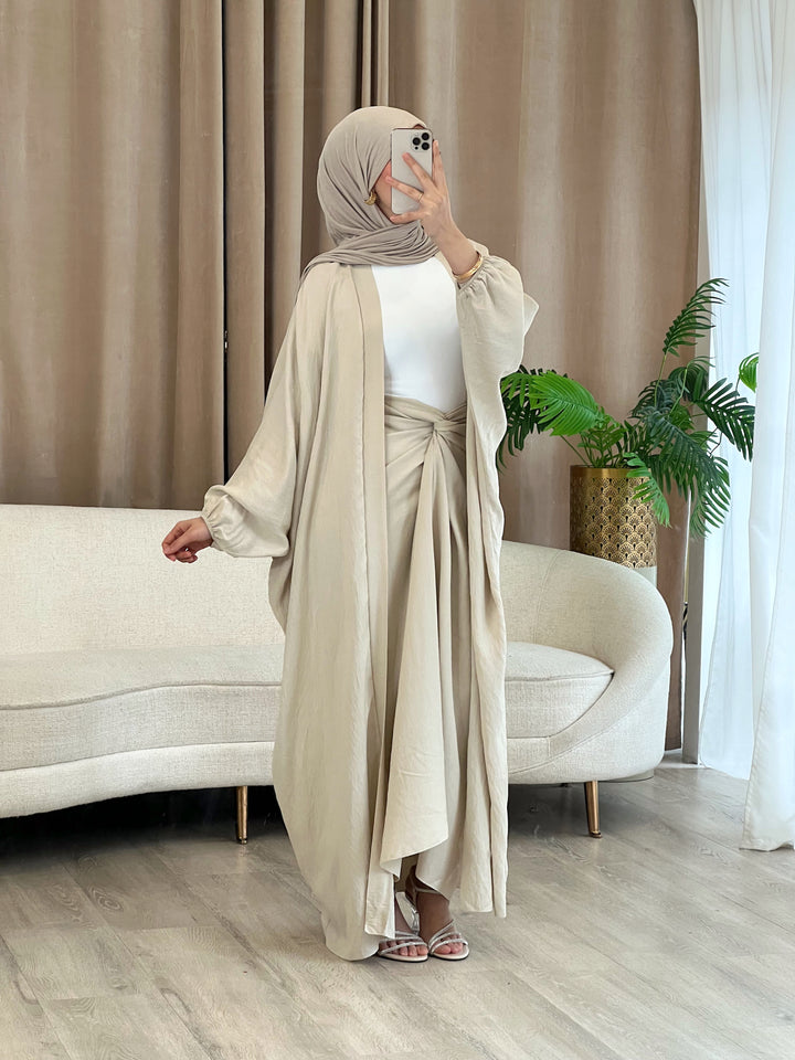 Noura Set in Beige