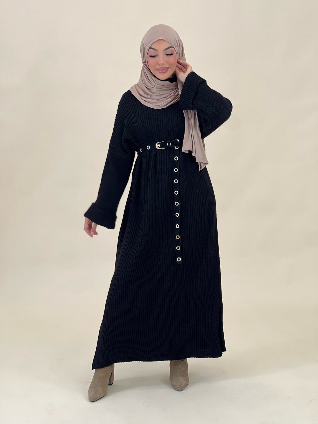 Serena Oversized Pulloverkleid in Schwarz