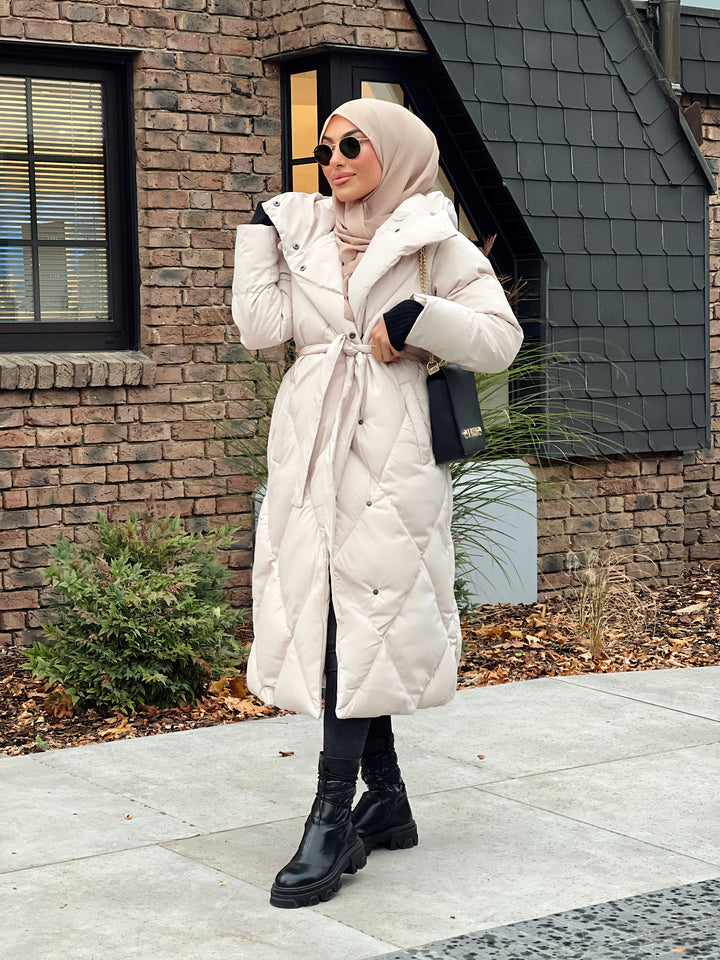 Stormi Parka mit Gürtel in Beige