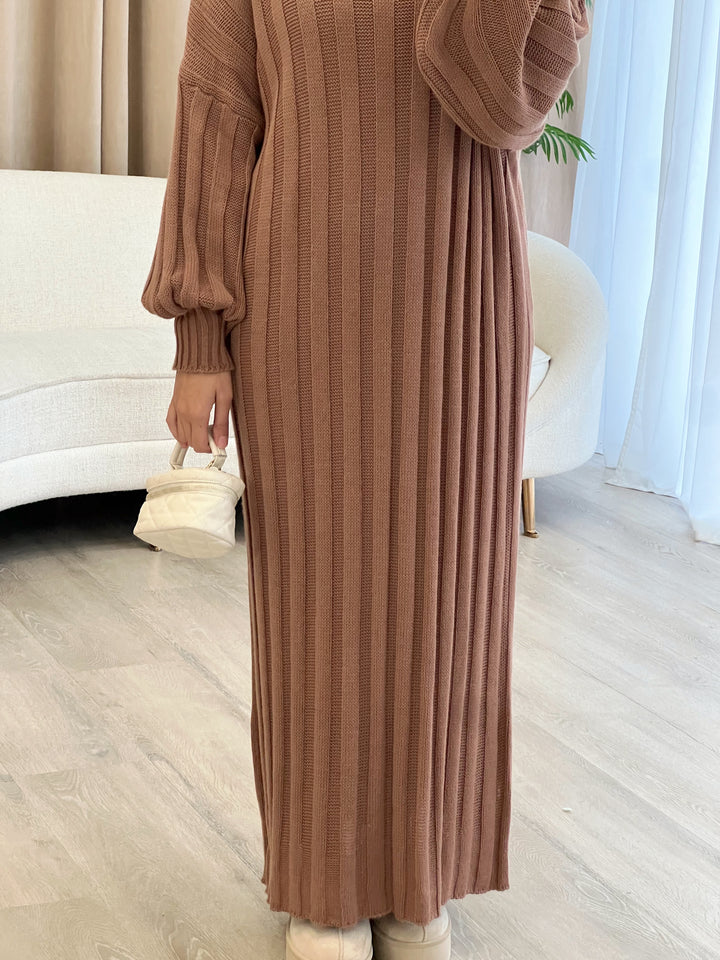 Liv Pulloverkleid in Light Brown