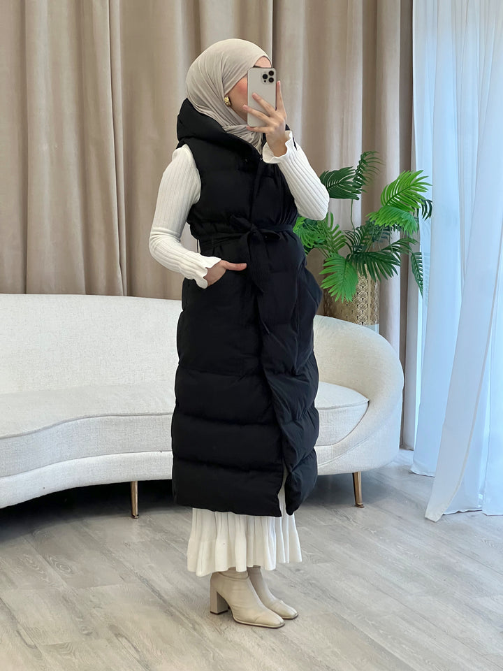 Amani Puffer Weste in Schwarz