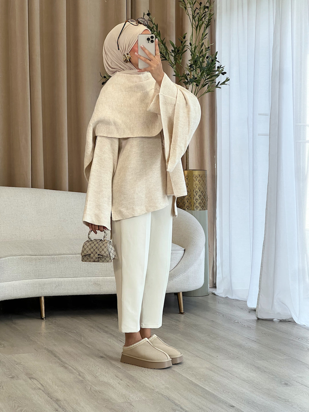 Mira Short Strick-Cape
