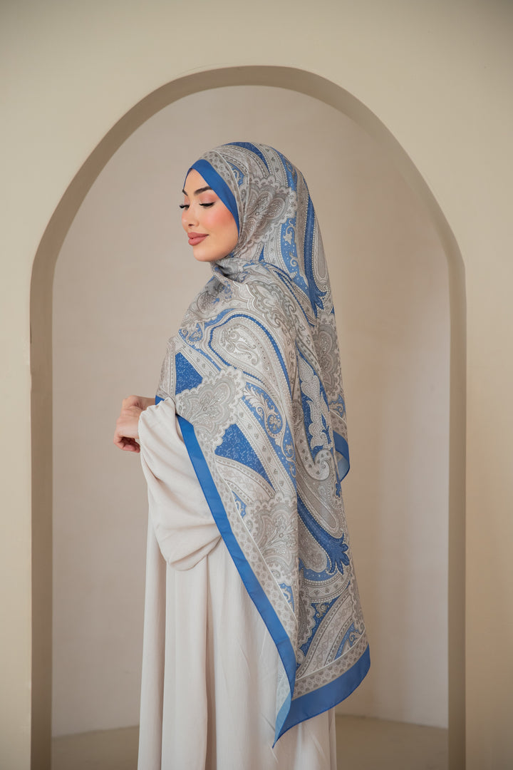 Soft Bohéme Hijab in Royal Blue