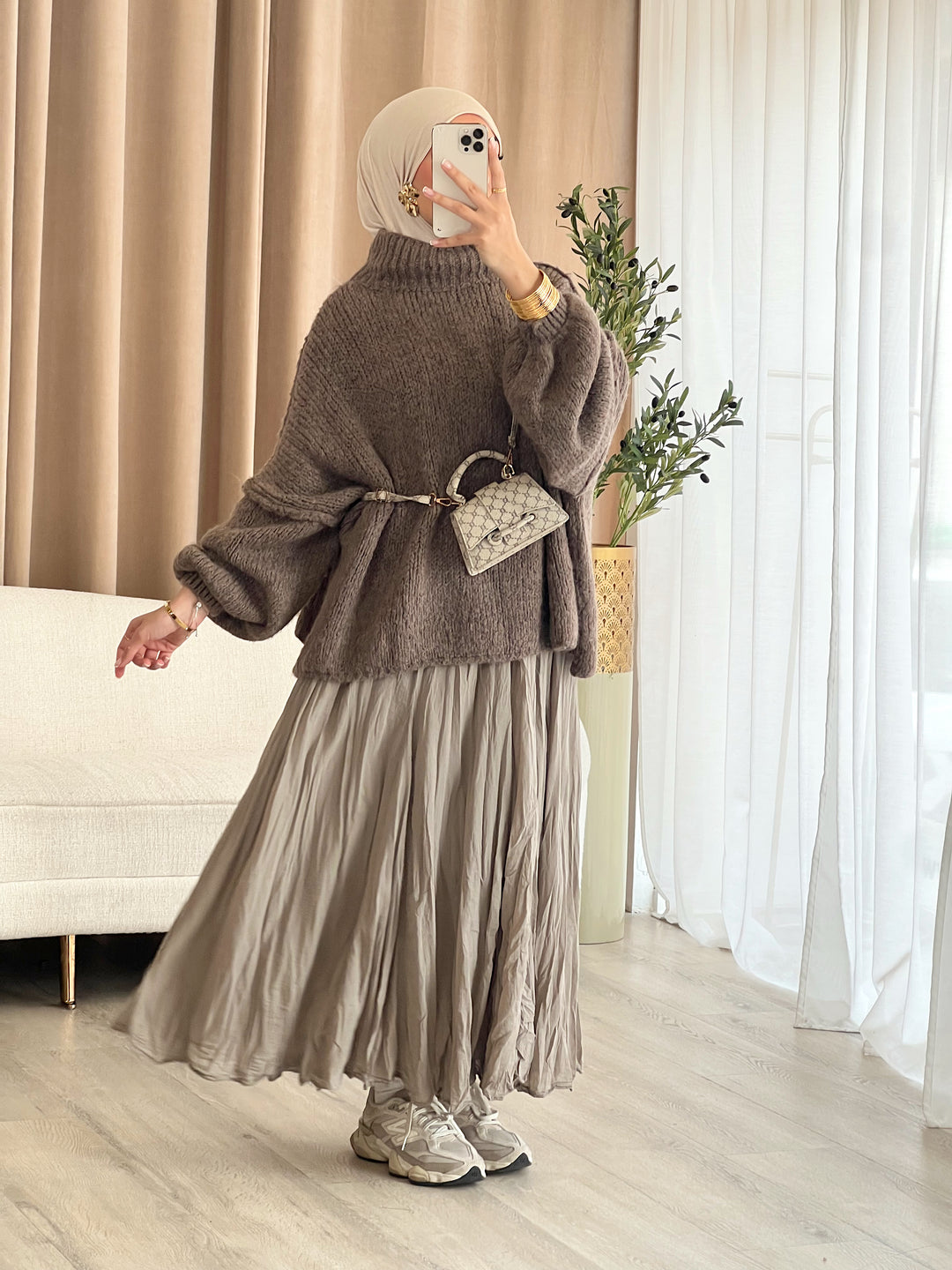 Vivi Oversized Pullover in Mocha