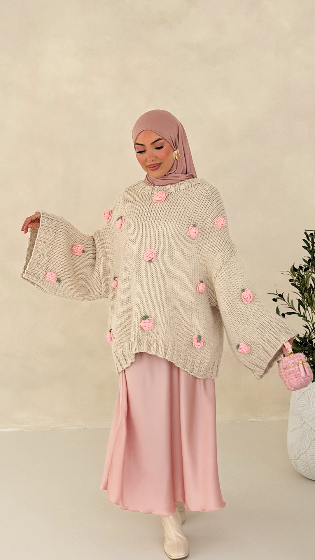 Rosy Pullover Handmade