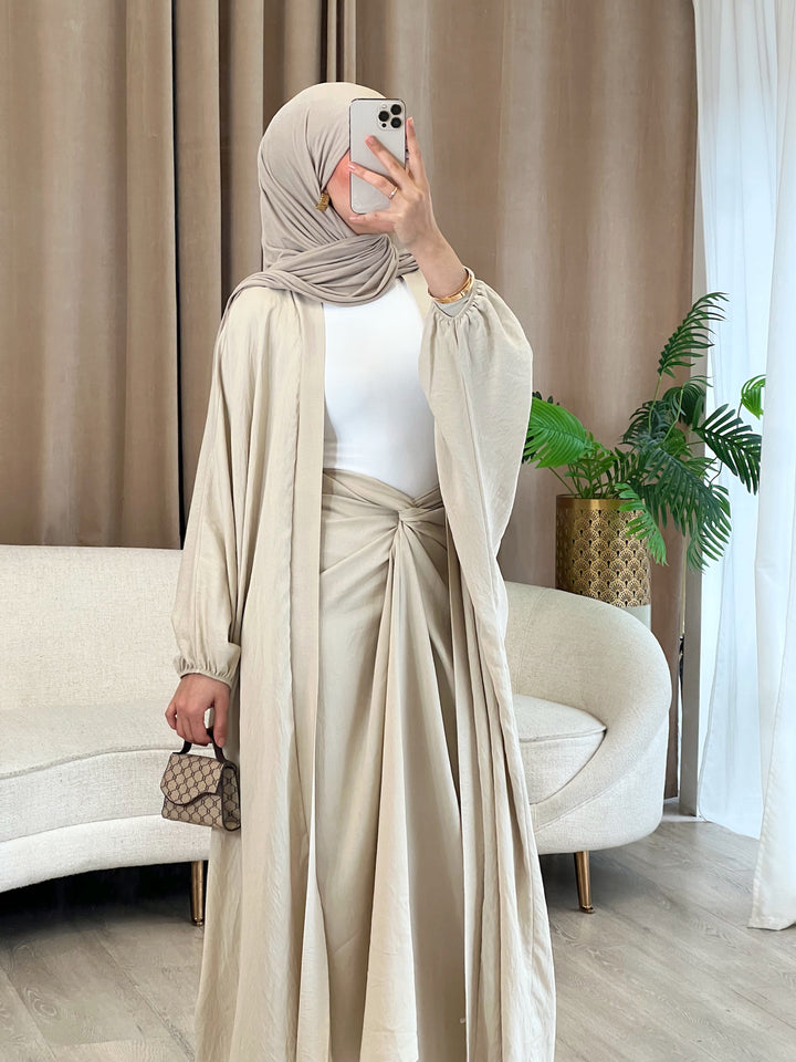 Noura Set in Beige