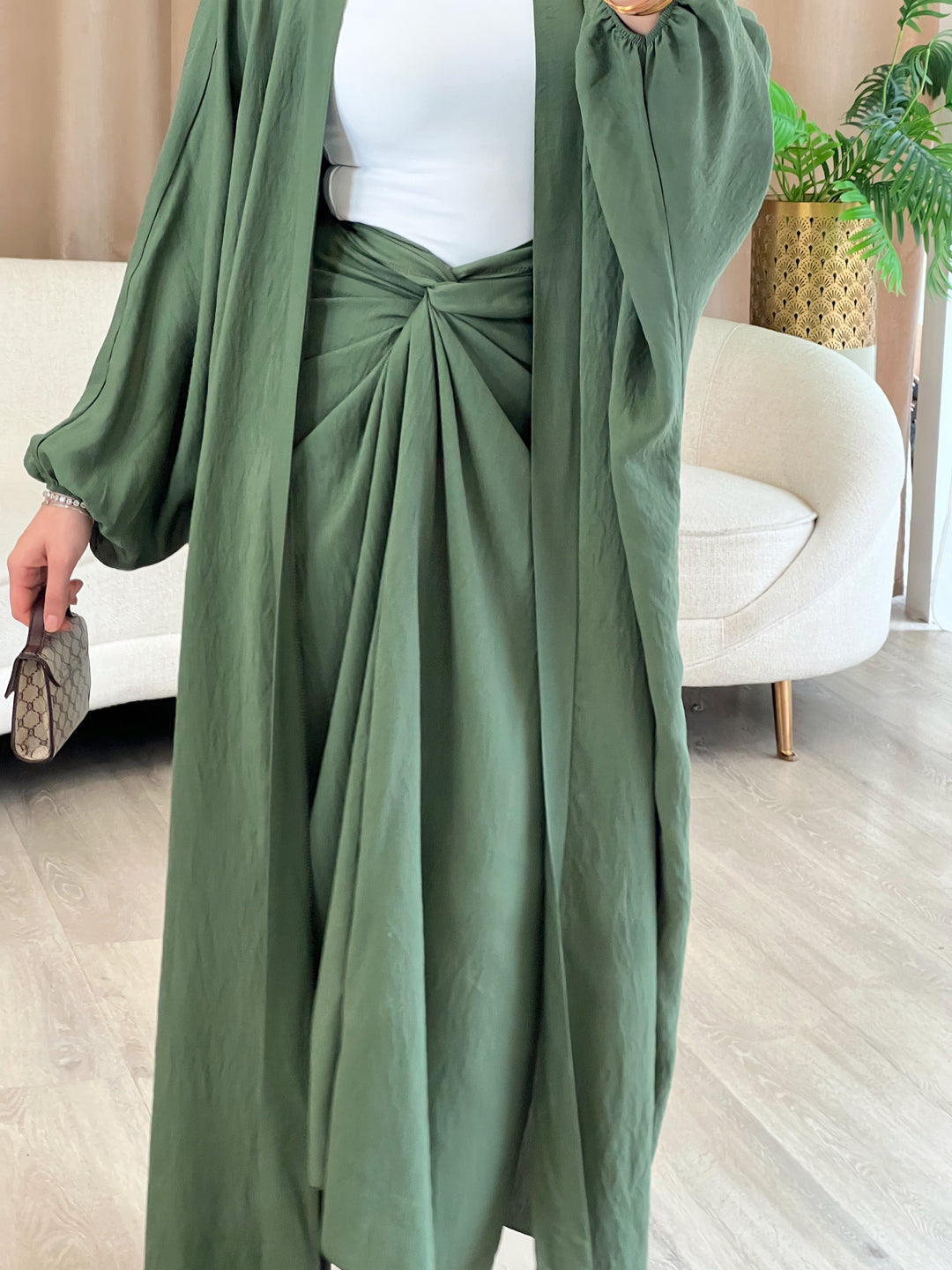 Noura Set in Olive