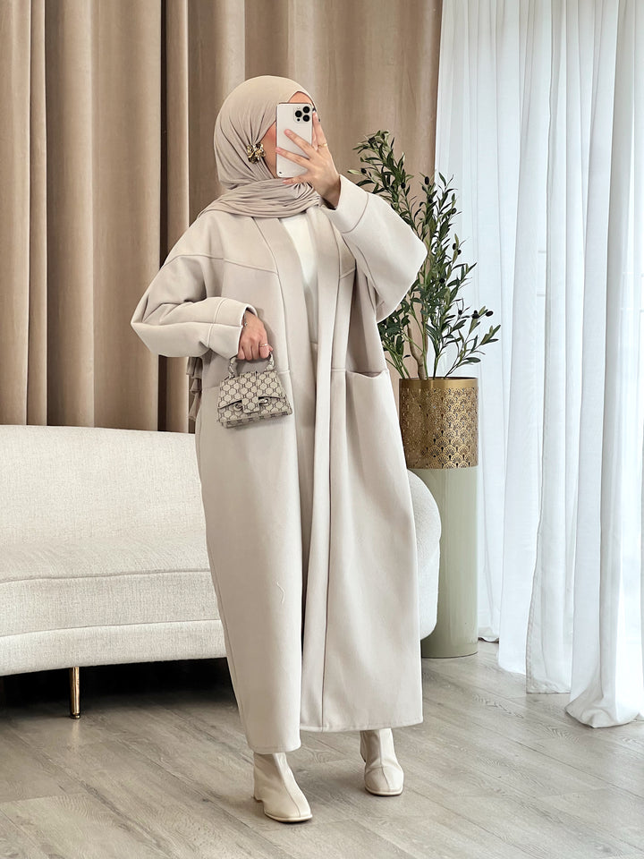 Dalya Oversized Mantel