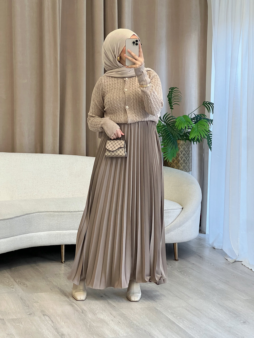 Rosé Plissee Rock in Taupe