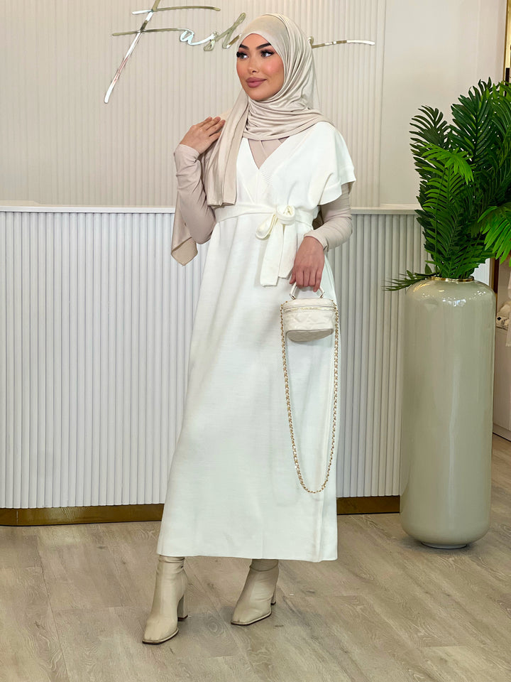 Nova V-Kragen Pulloverkleid in Beige