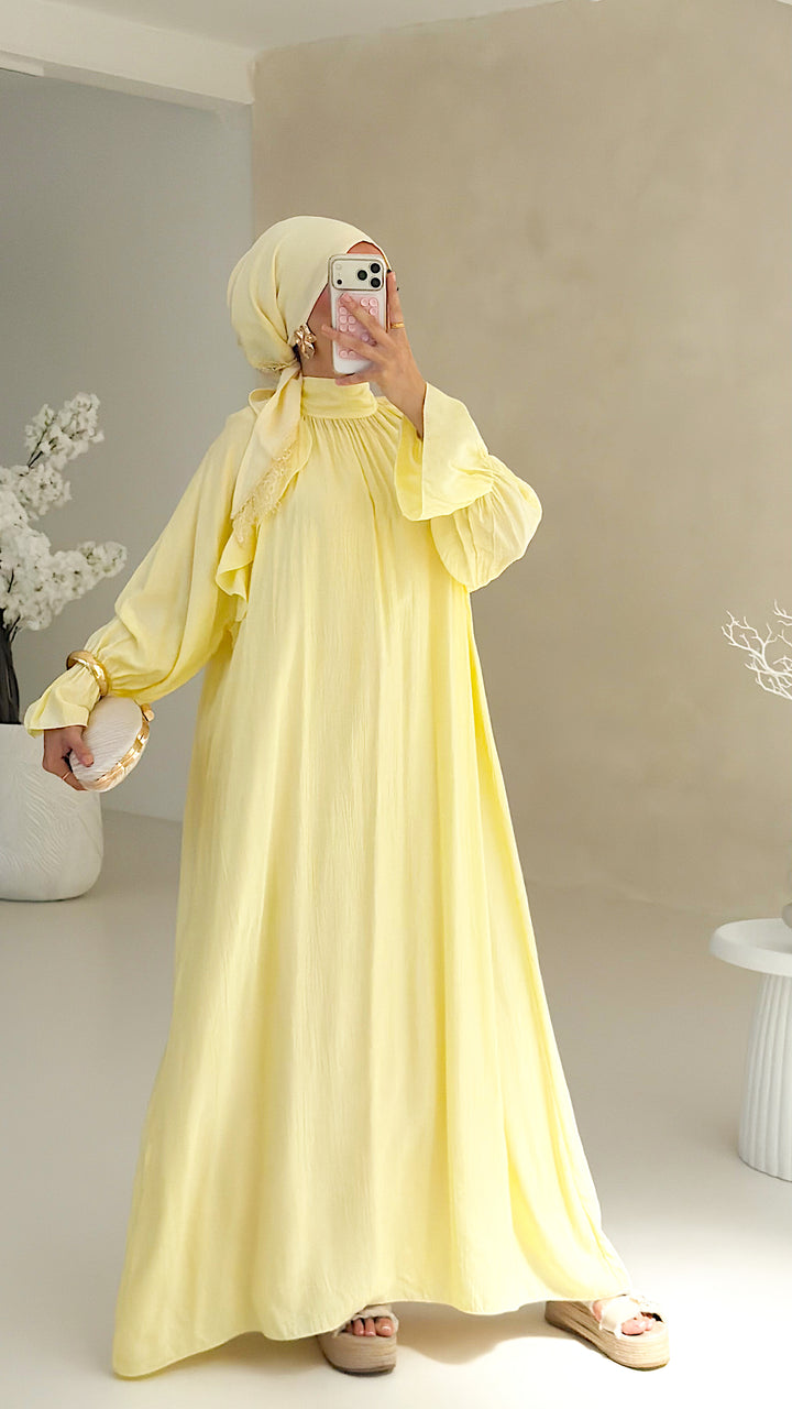 Volant Kleid