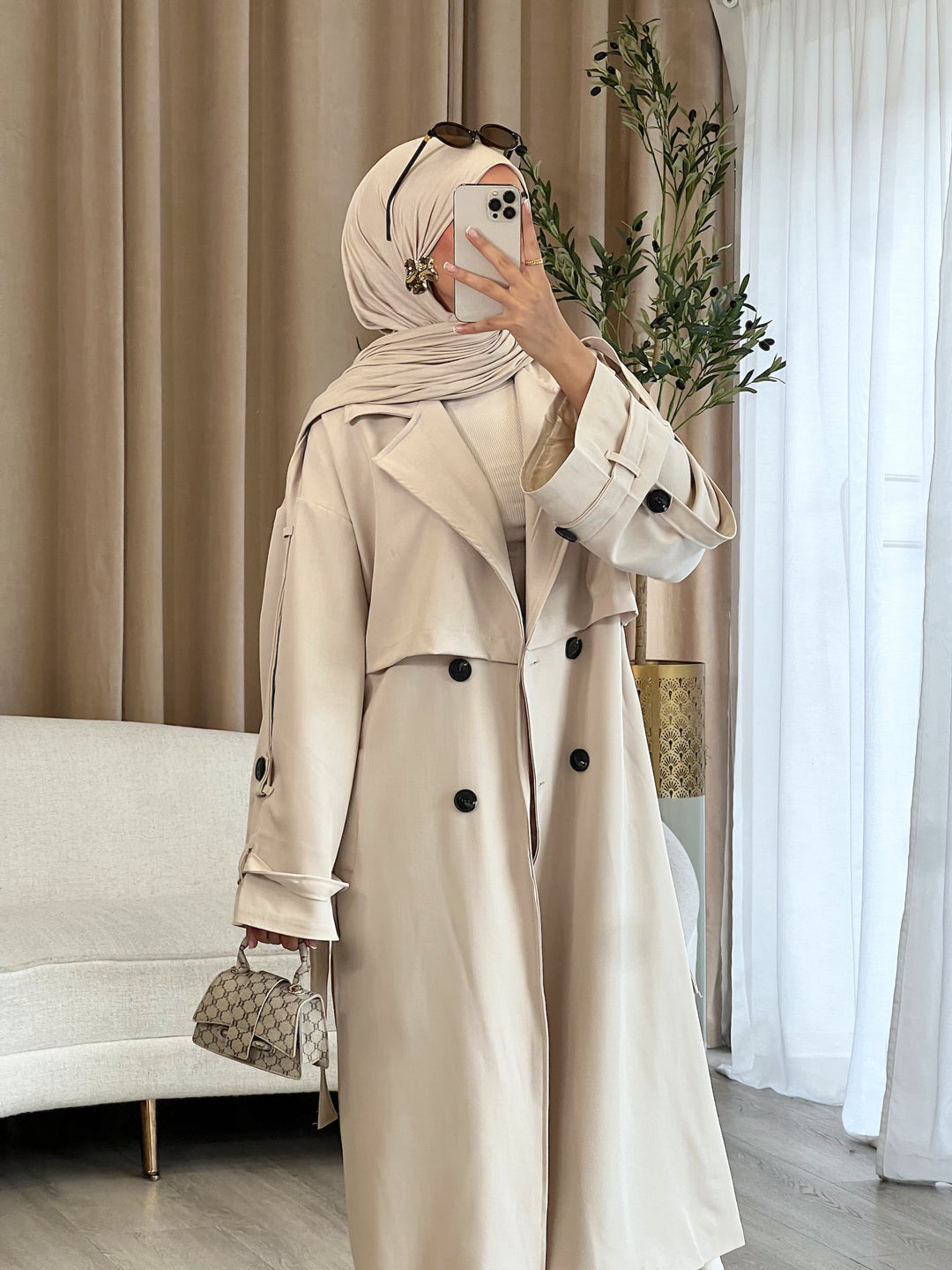 Ella Trenchcoat in Beige