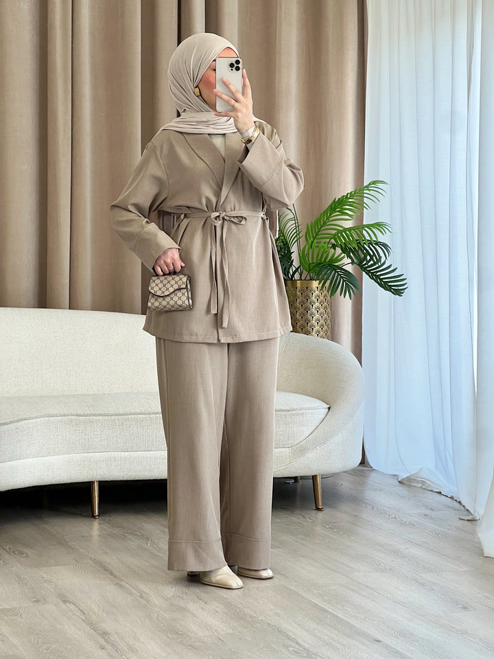 Dina Set in Taupe