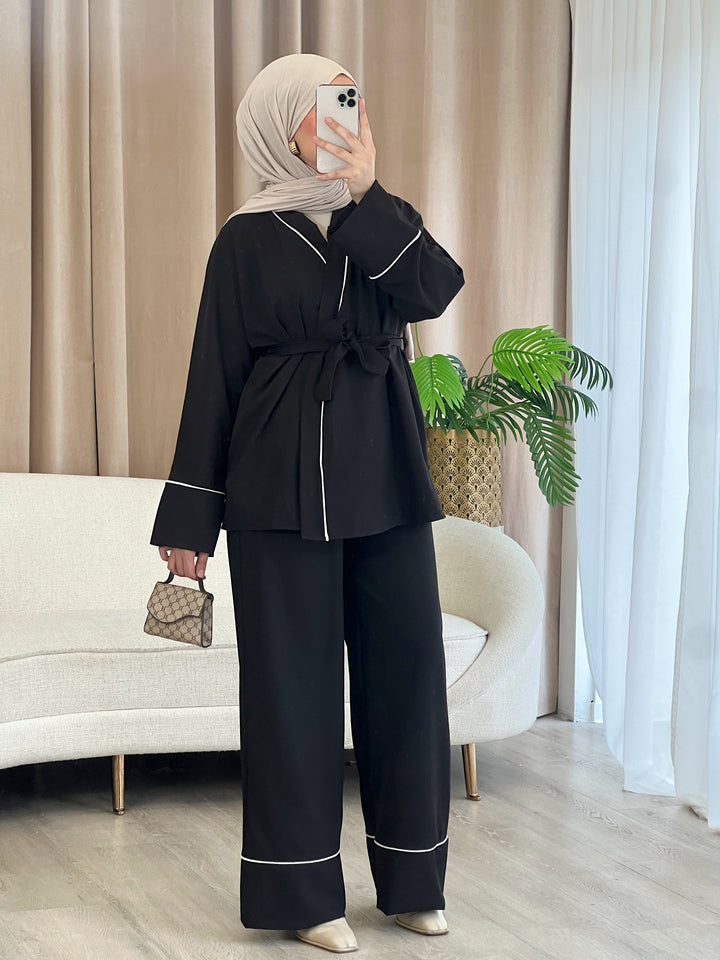 Alya Set in Schwarz