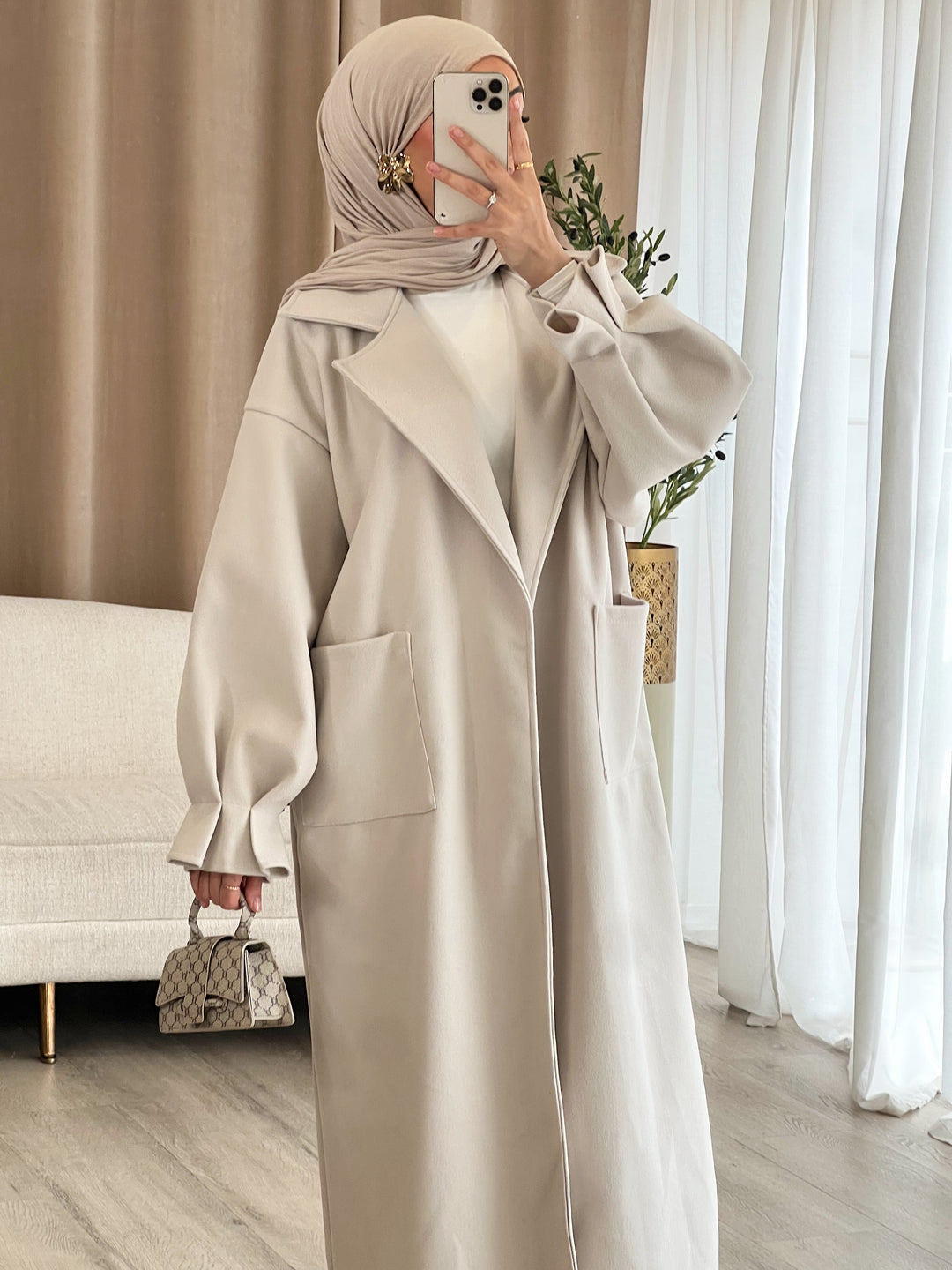 Zafira Mantel