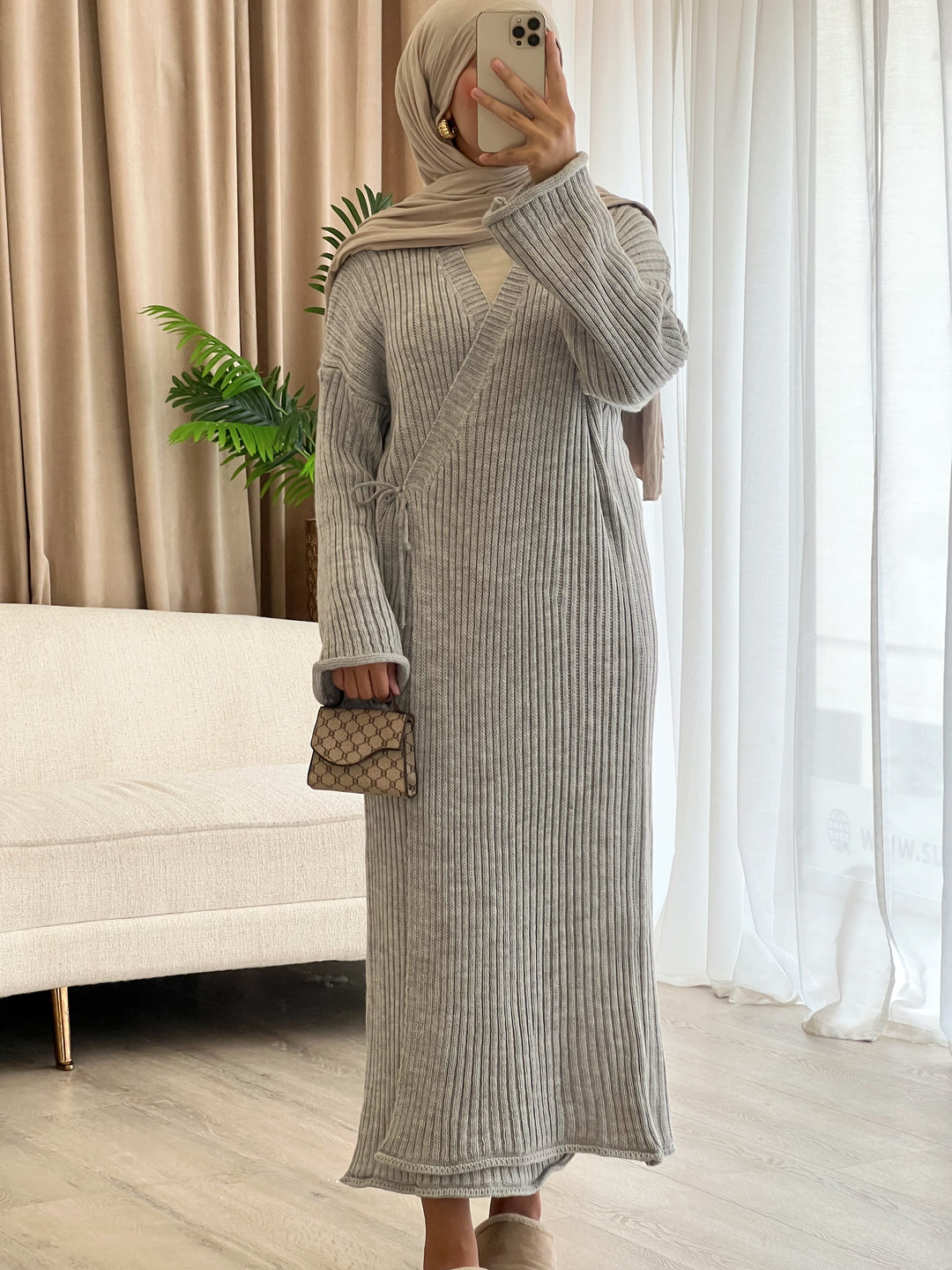 Belleza Strickkleid in Wickeloptik in Grau