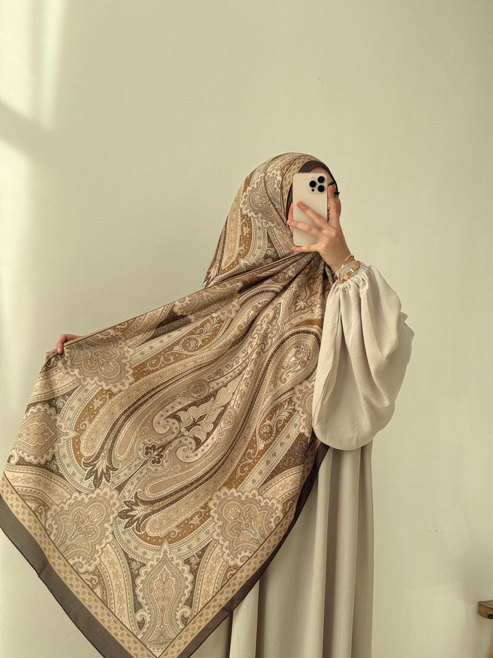 Soft Bohéme Hijab in Hazel Sand