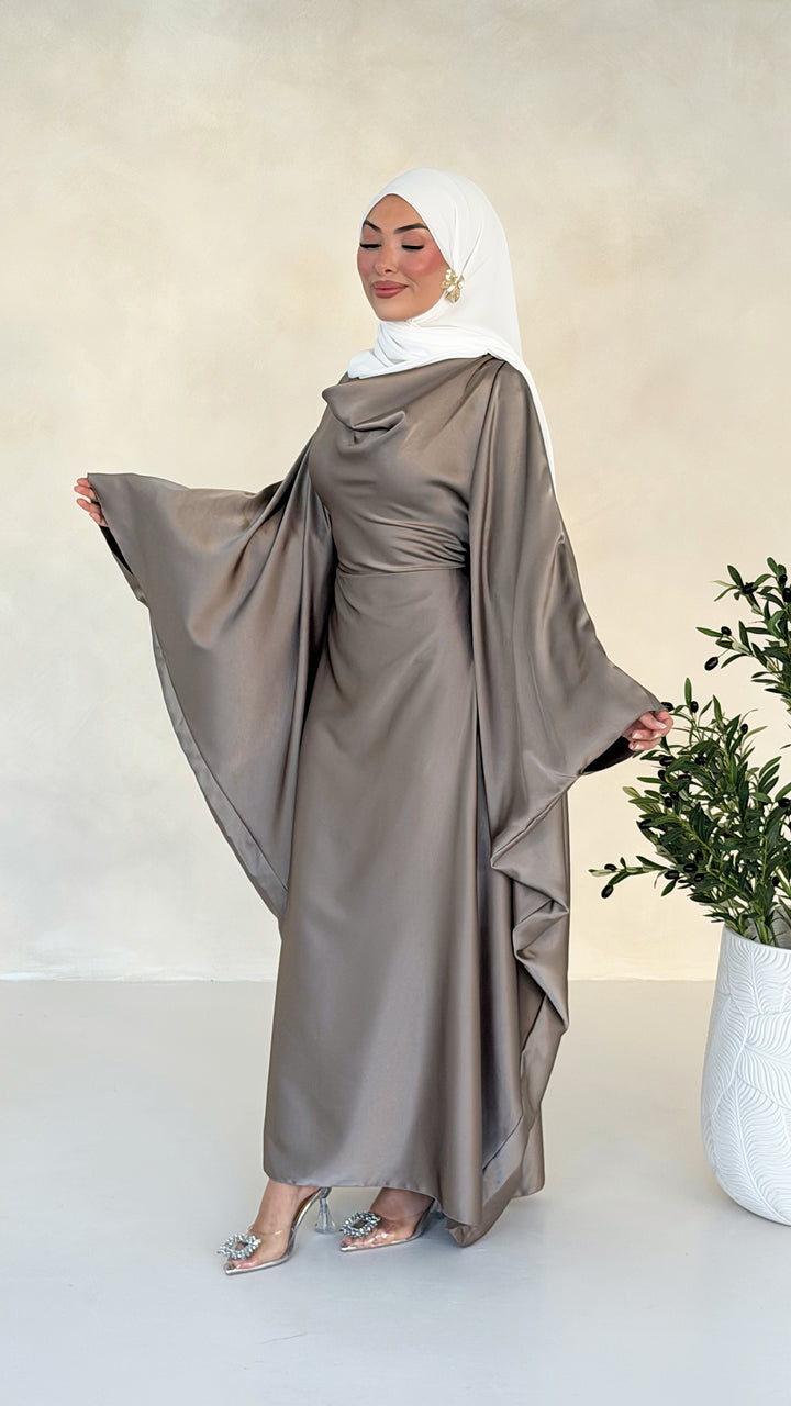 Lyra Abaya