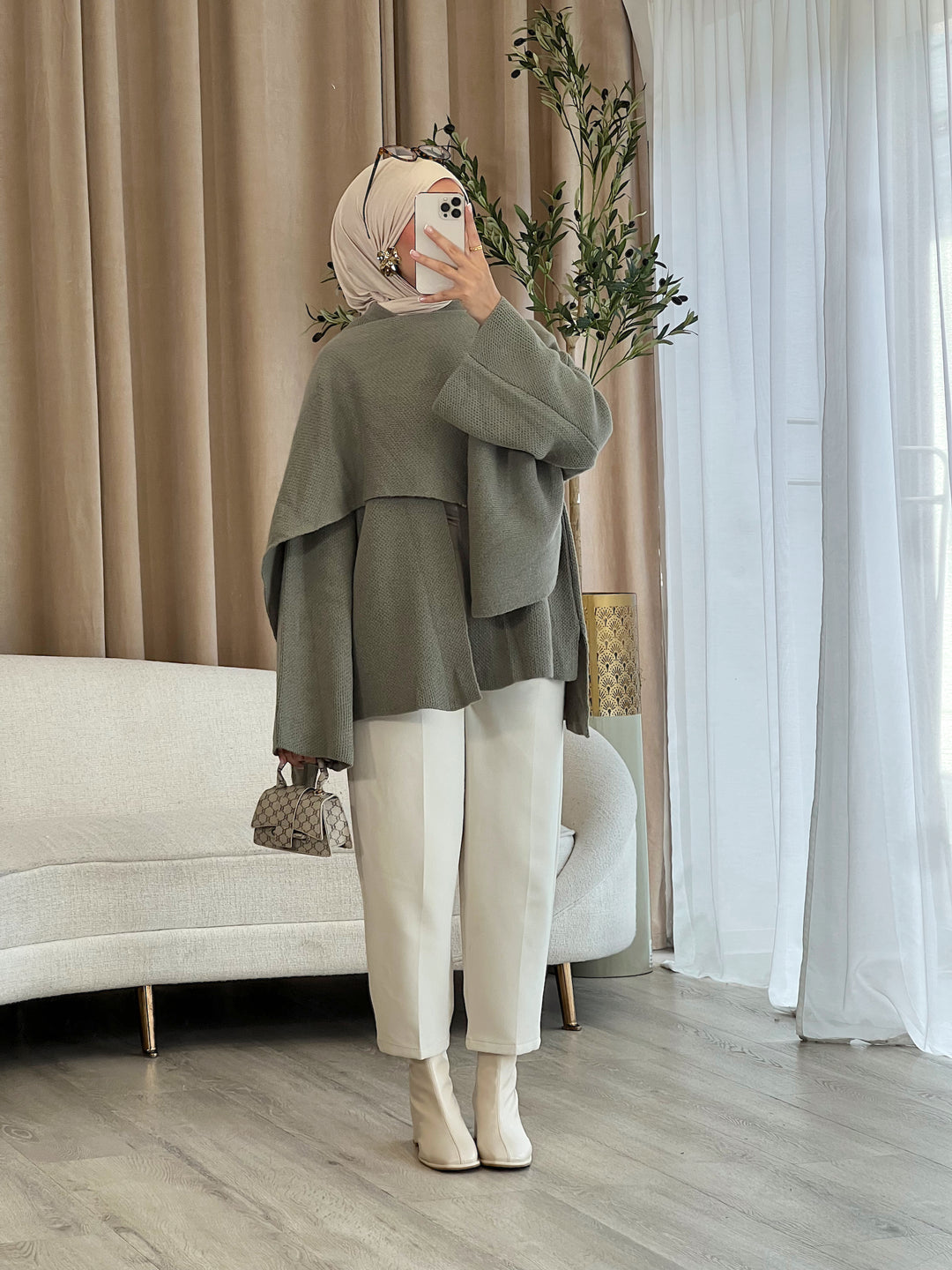Mira Short Strick-Cape