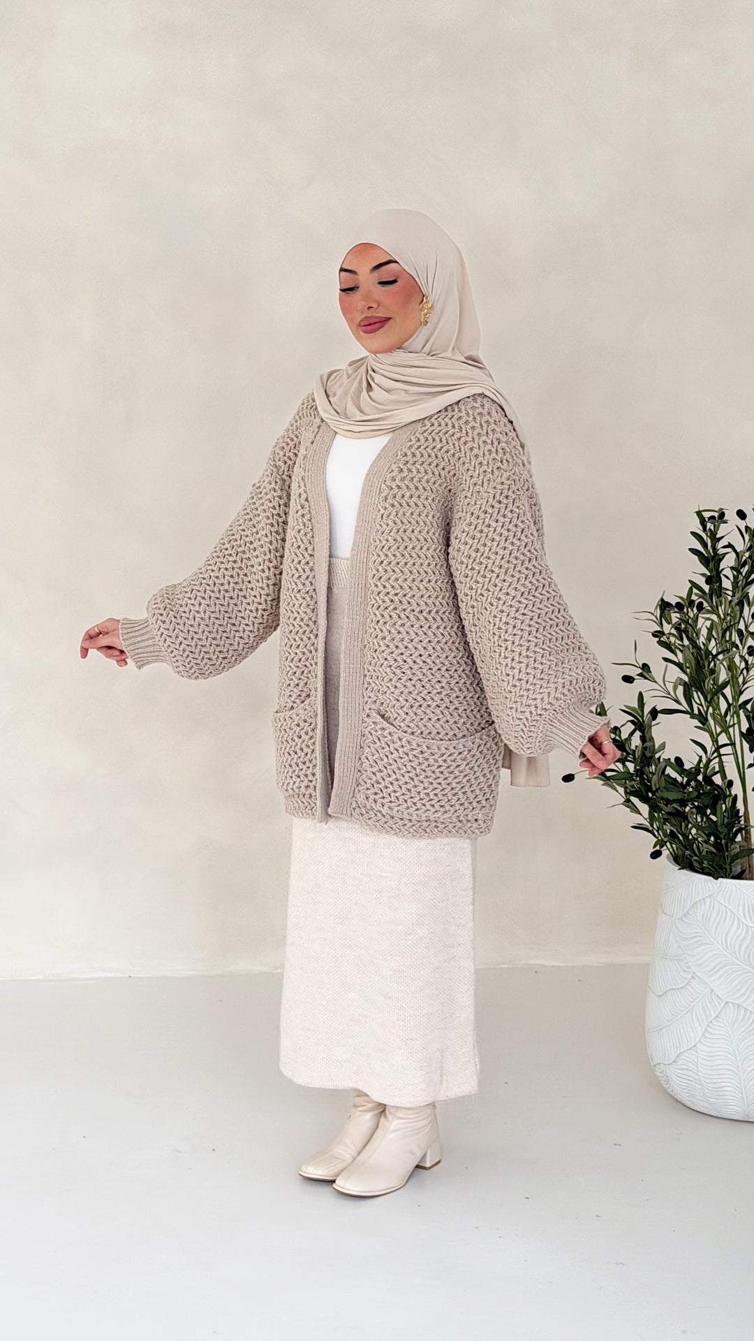 Evora Strick-Cardigan