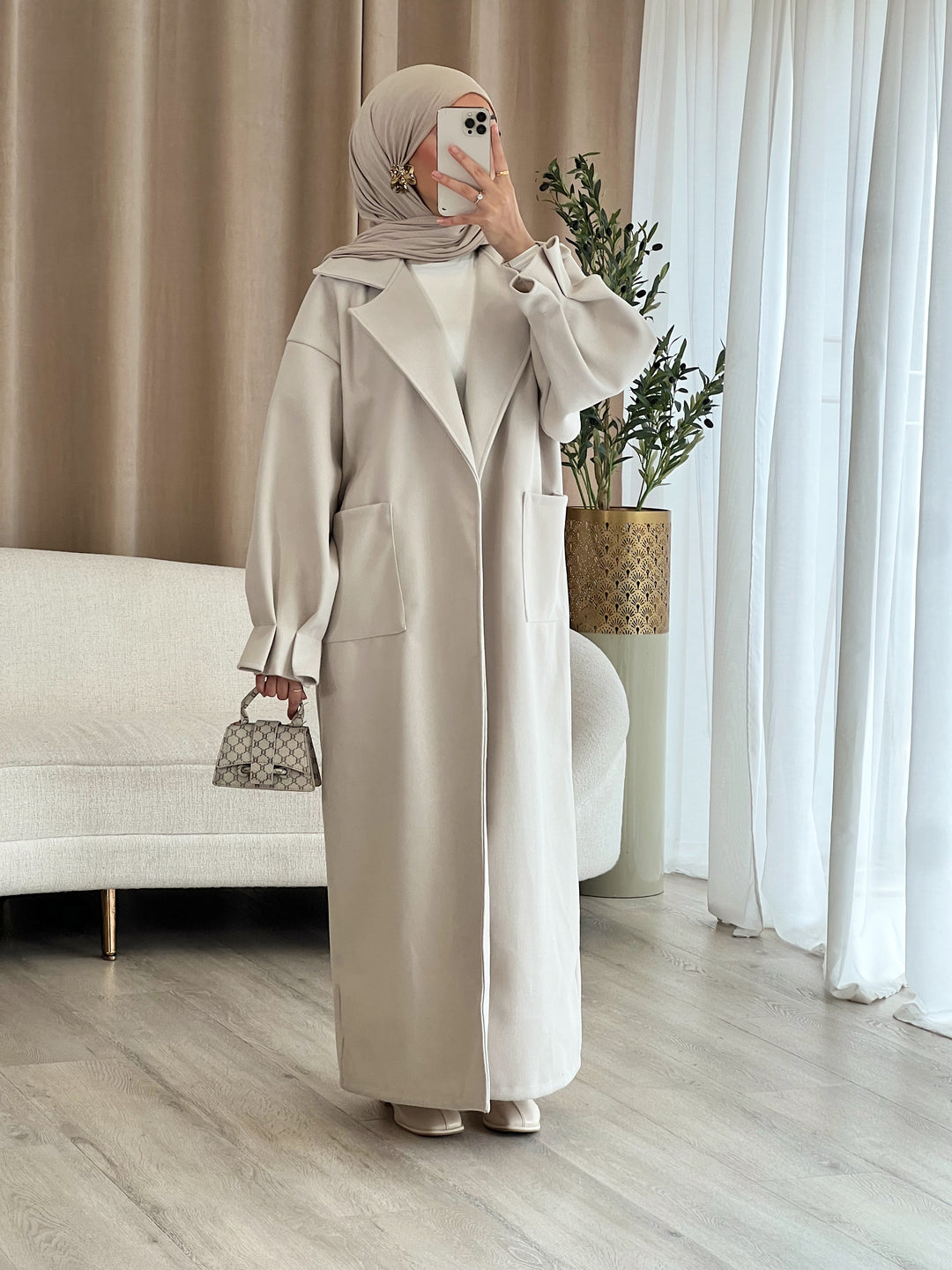 Zafira Mantel