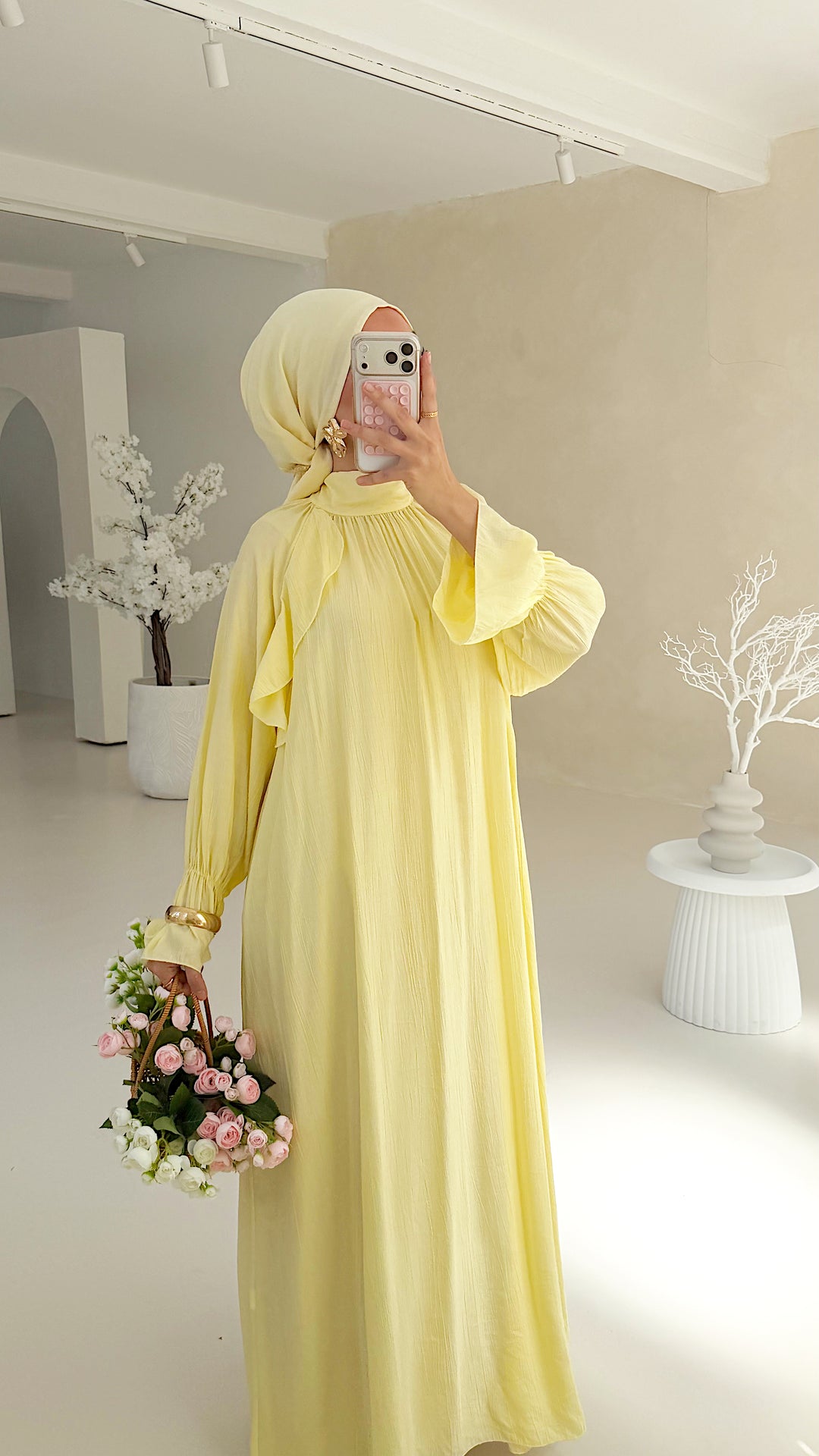 Volant Kleid
