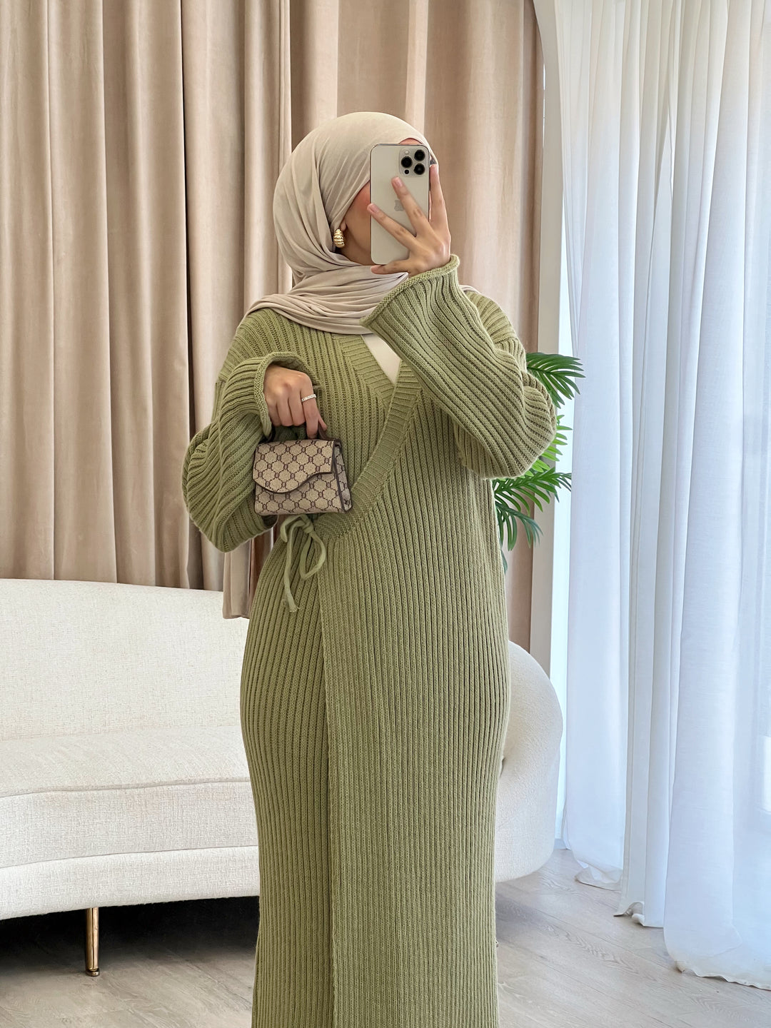 Belleza Strickkleid in Wickeloptik in Pistachio