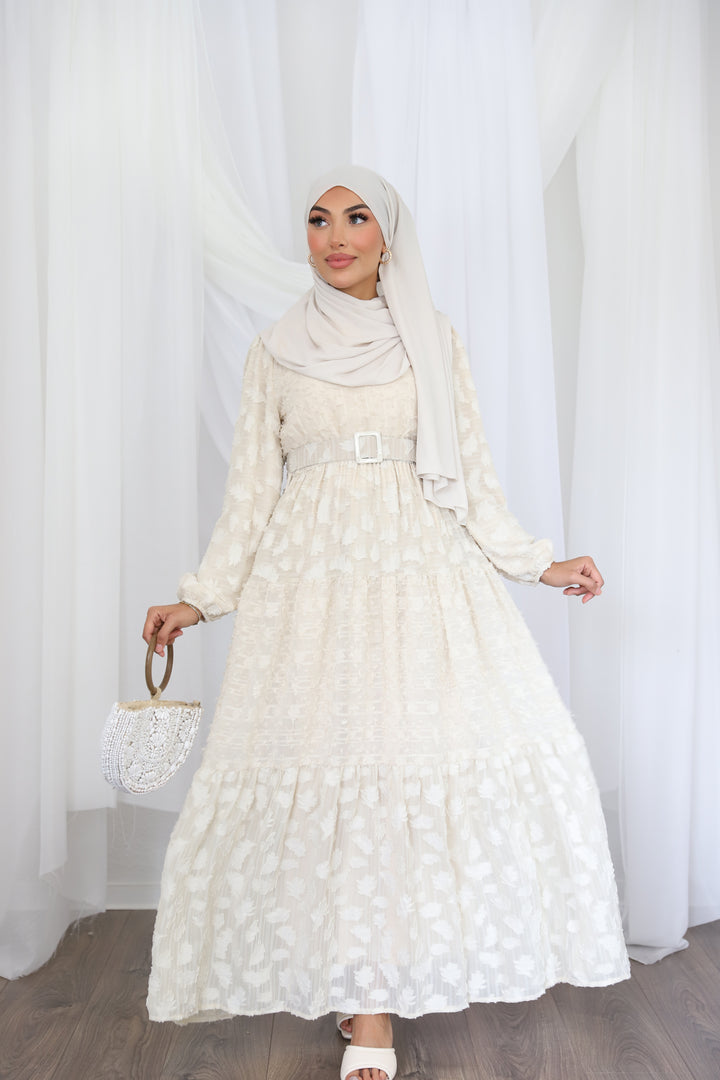 Donya Kleid mit Rüschen in Beige